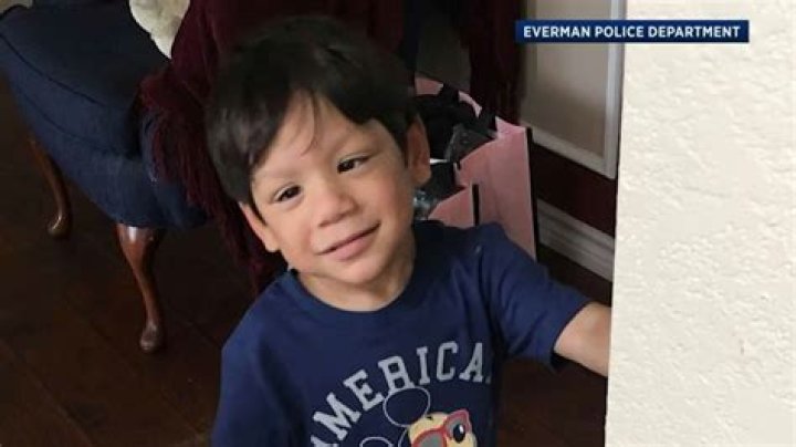 
Where is Noel Rodriguez-Alvarez? AMBER alert issued for 6-year-old from Everman, Texas 
