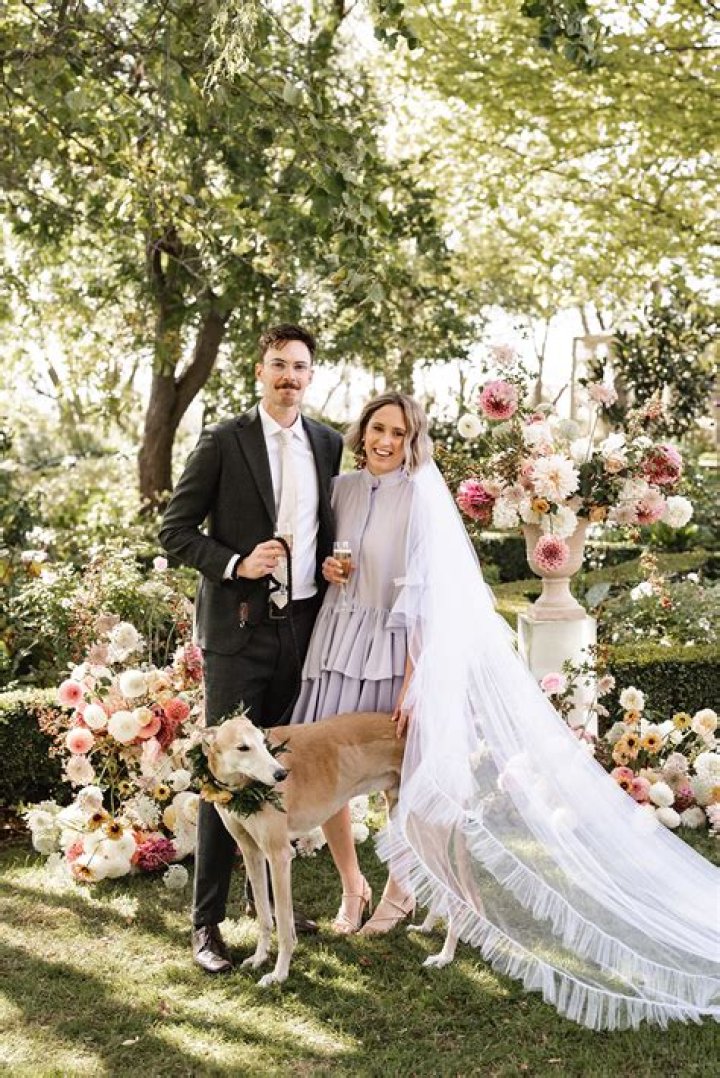 Who is Charlie Mcdermott? Is he married, who is his wife? His bio